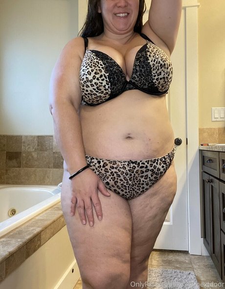 kinky nextdoor sexy star galleries