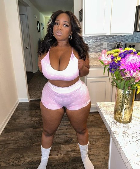 brownbodii pretty model gallery