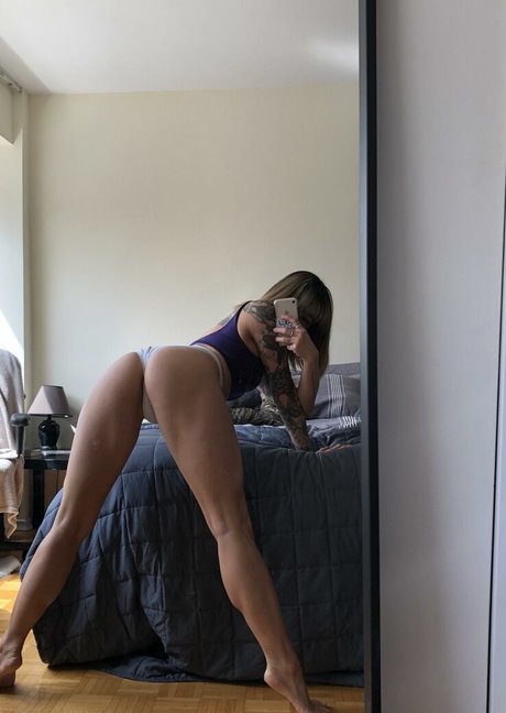 Hanako Elizabeth high quality pornstar picture