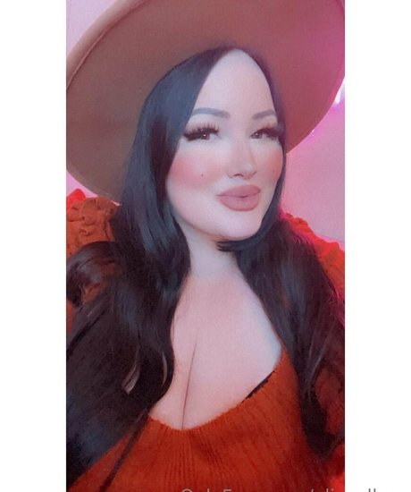 elizaallure best actress picture