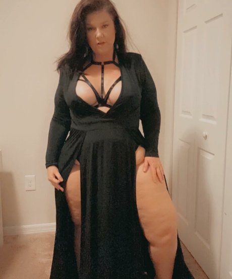 Crystal McBootay perfect actress pictures