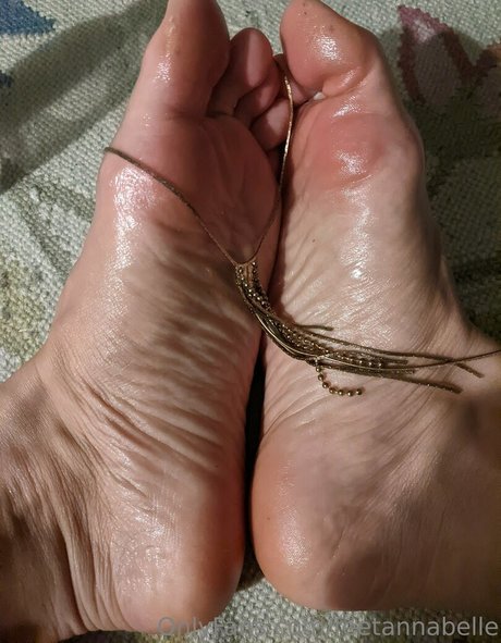 feetannabelle best star pic