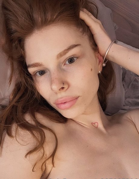 alexfoxxy star nudes pics