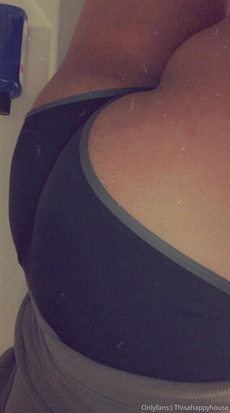 thisahappyhouse model exclusive image