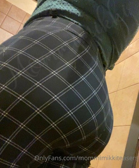 mommimikkiteasers star adult archive