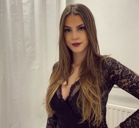 Gena model erotic pics