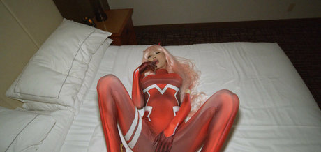 nic0lekitty2 star perfect pics