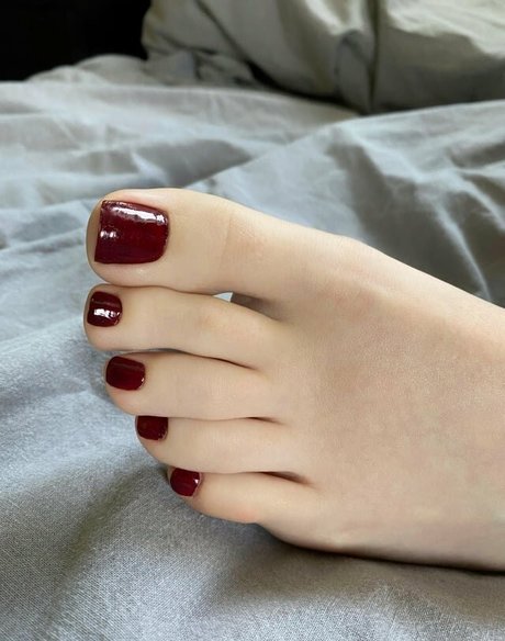 averyysfeet nice actress img