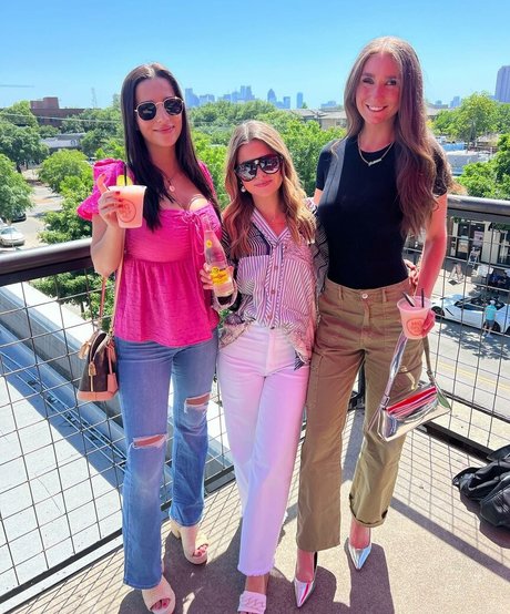 Madison M star art img