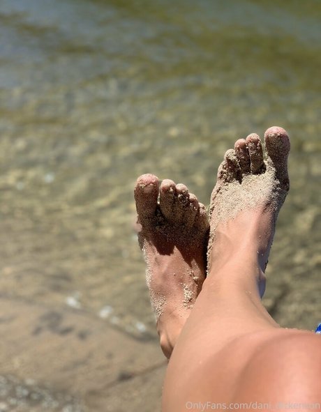 dani dickenson model art images