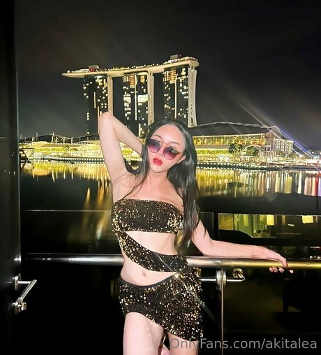 akitalea pornographic actress pic