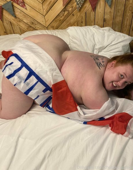 chubbycupcake nudes star galleries