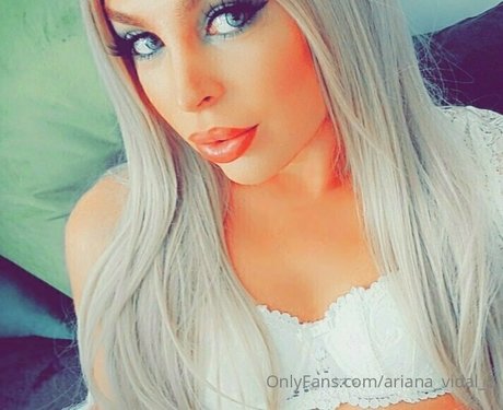 ariana vidal 2 star exclusive photos