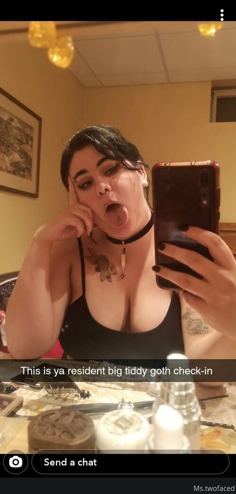 mrandmrstwofaced nice star img