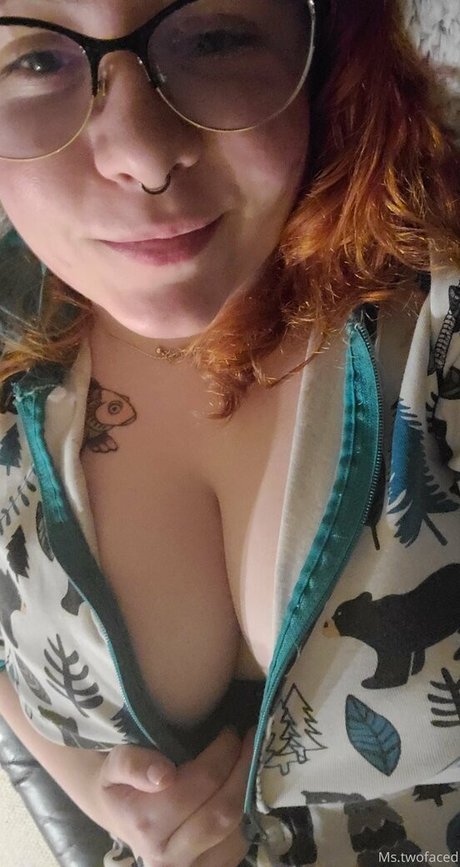 mrandmrstwofaced nude model galleries