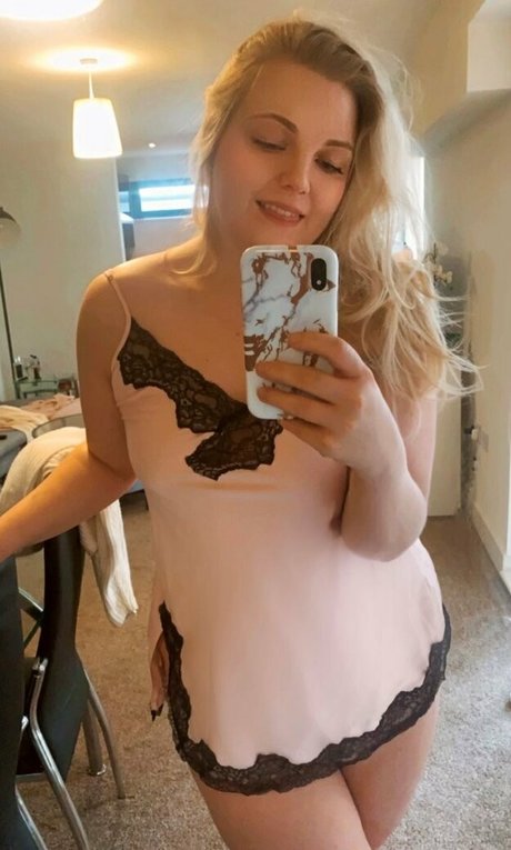 Jessylou star pretty pictures