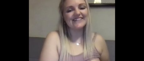 Jessylou star xxx image