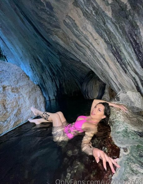 lizbethoficial nude star pic