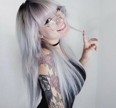 lLouLou pornstar perfect img