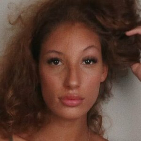 Malia Hope star perfect img