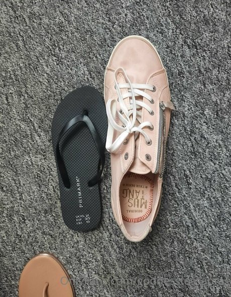 goddesstessaprag model gallery