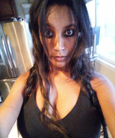 Amber Higgins Cecil model hd pics