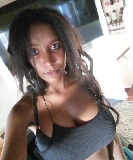 Amber Higgins Cecil pornographic model pictures