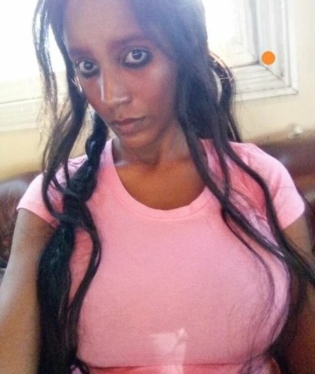 Amber Higgins Cecil actress pics