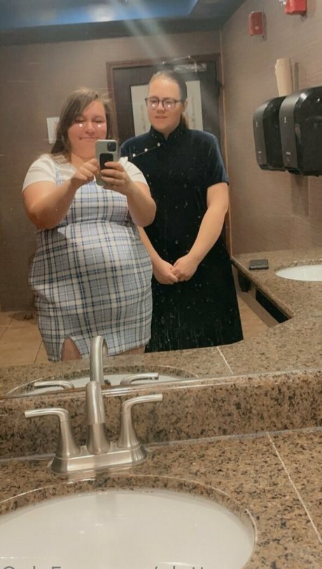 gluttonoussquid exclusive pornstar img