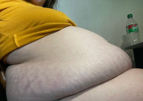 gluttonoussquid nudes actress galleries