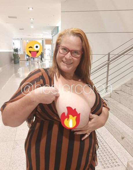 Hester Coroa model top pics