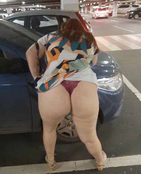 Hester Coroa pornographic model picture