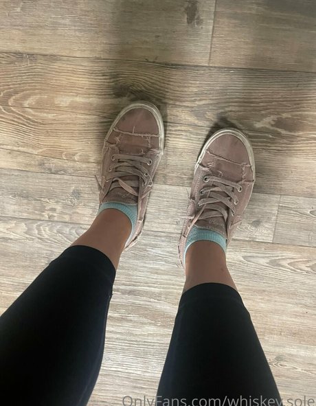 whiskey sole model high quality pictures