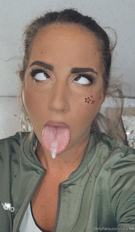 lara lee hot actress photos