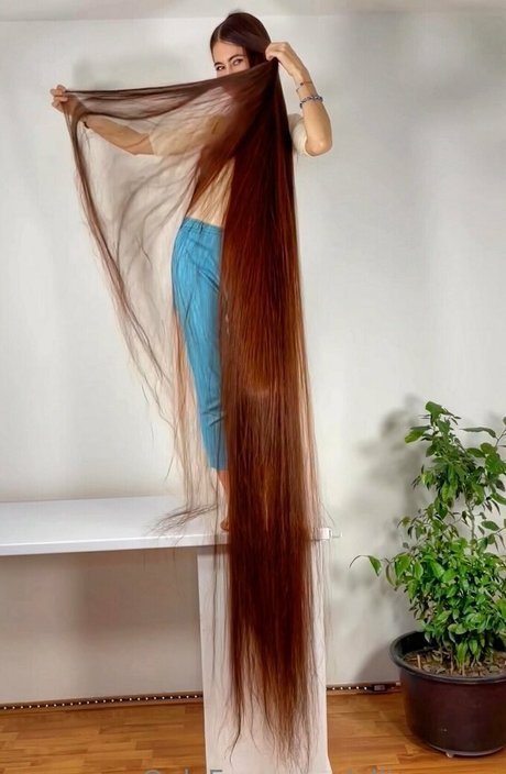 aliia more nudes actress photos