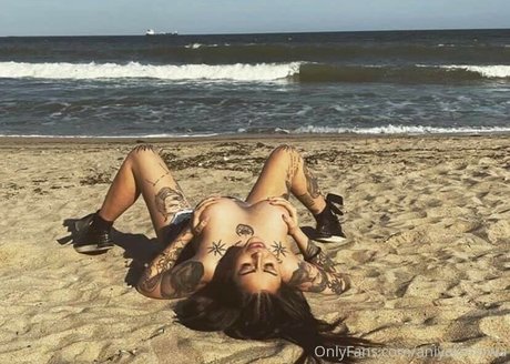 Emona xxx model photos