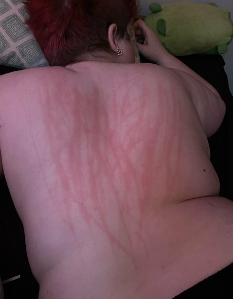 strawberryviagra star sexy pic