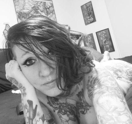 ChrystalNevius xxx star photo