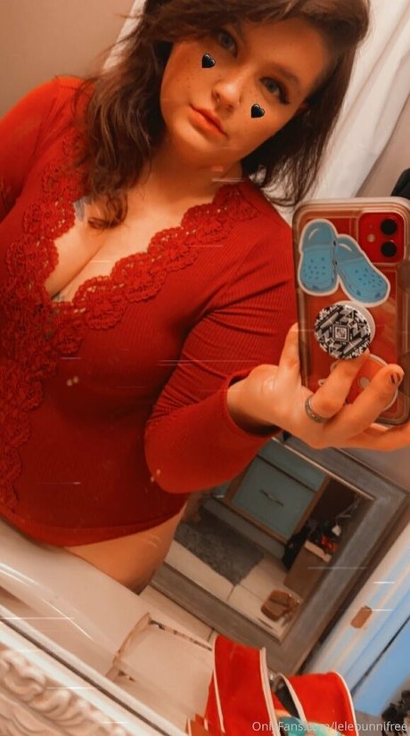 lelebunnifree erotic star picture