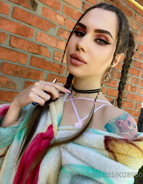 nicole callme high quality pornstar pics