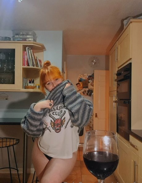 elmnsfw erotic model archive