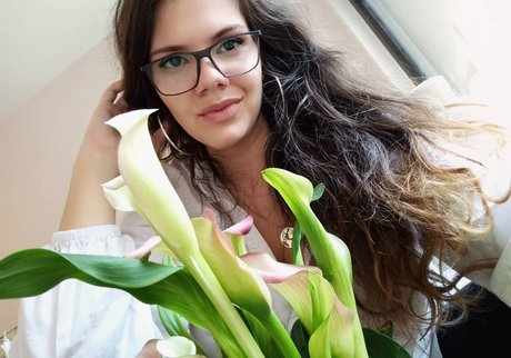 Eliza Stefanova adult actress pics