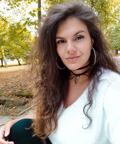 Eliza Stefanova nude model archive