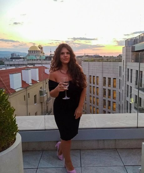 Eliza Stefanova erotic pornstar img