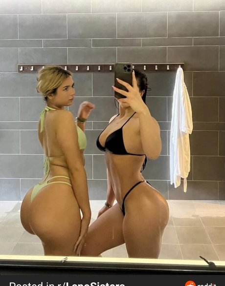 Daniella Lapo top model pics