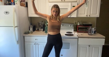 Hailstorm766 model hot photos