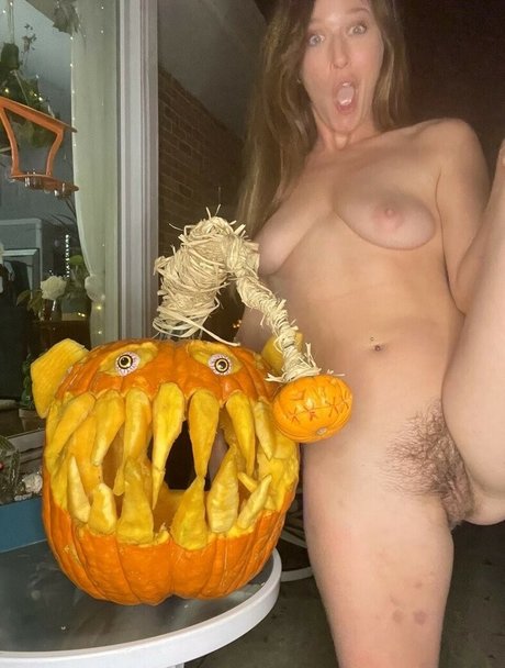 Reese Leon pornstar pretty photo