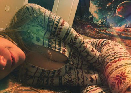 Mr Mrs Rave Baes pornographic actress archive