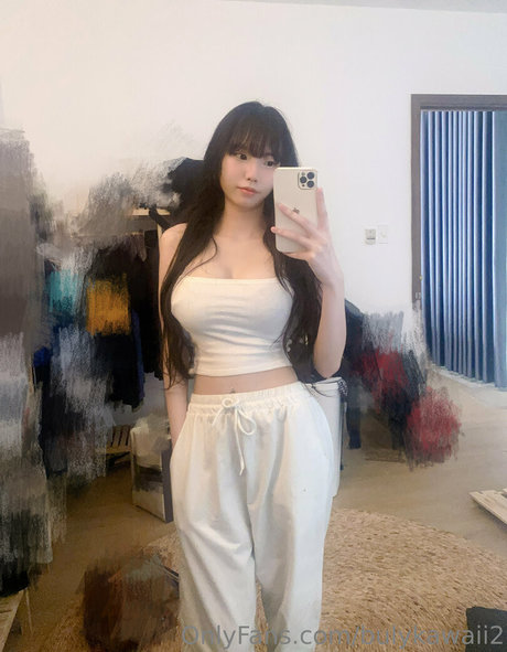 bulykawaii2 nudes model pic