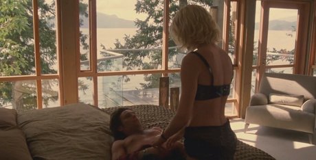 Tricia Helfer pornstar perfect photo